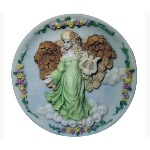 3D Angel figure elegant on 4.5” round‎ floral decorative piece tabletop stand up - Picture 1 of 4